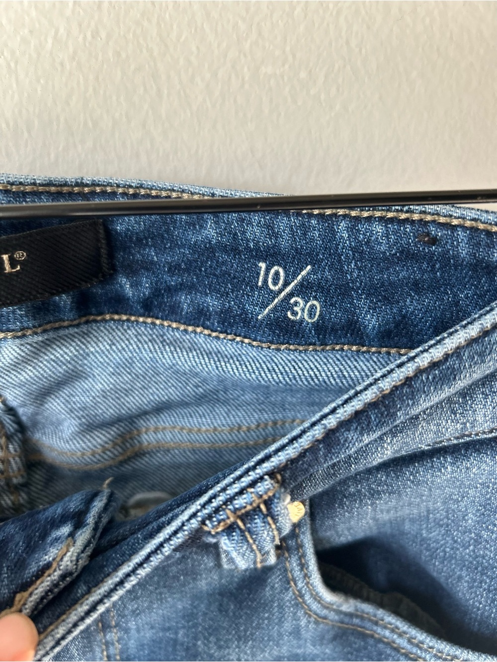 LIVERPOOL LOS ANGELES The Ankle Skinny Jeans Distressed Hem Dark Wash Size 10/30 - Picture 4 of 7